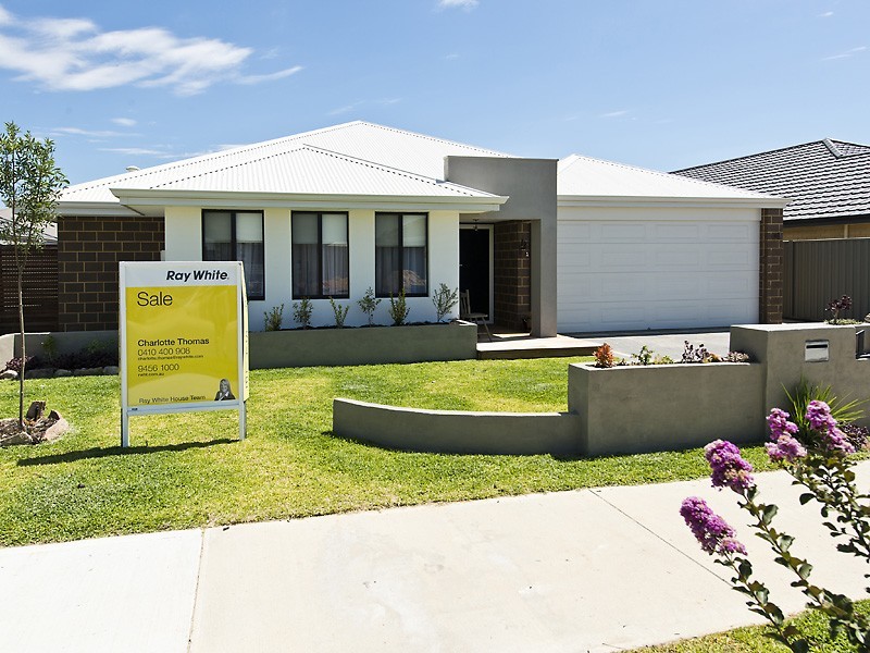 11 Tompkins Way, Harrisdale WA 6112