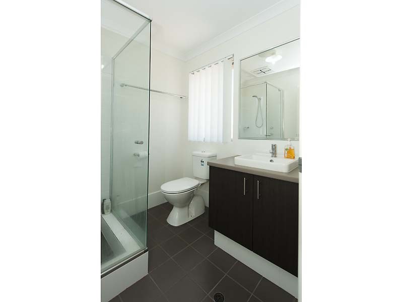 Unit 5 – 23 Frost Bend, Piara Waters WA 6112
