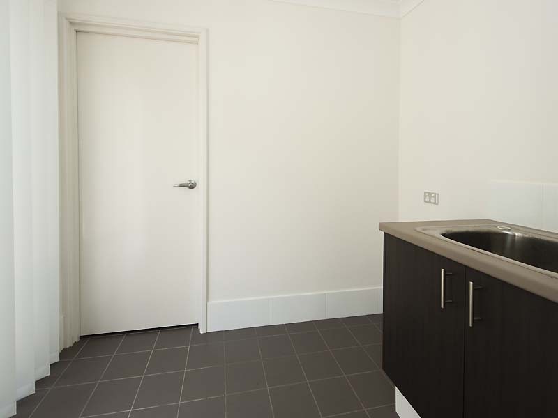 Unit 5 – 23 Frost Bend, Piara Waters WA 6112