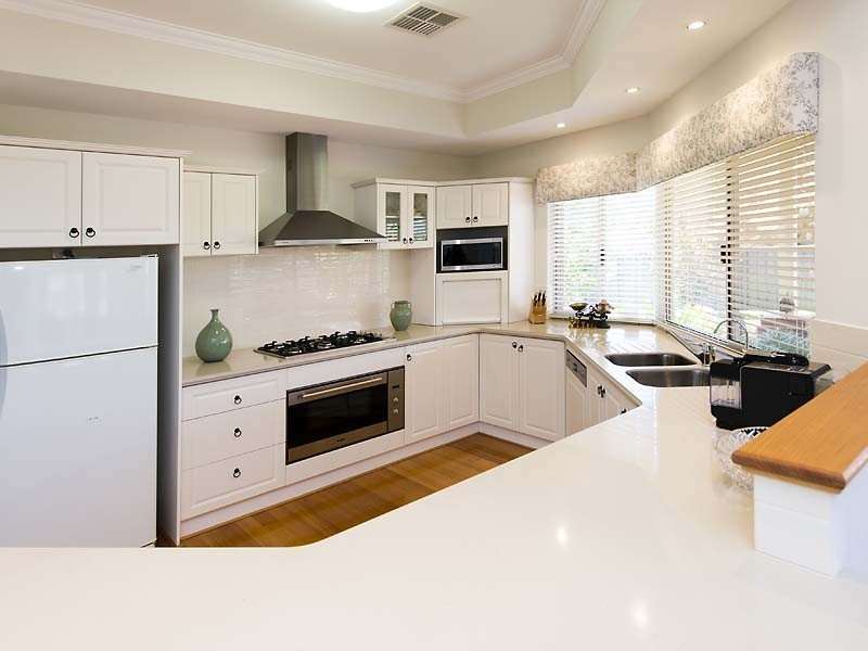 196 Wright Road, Harrisdale WA 6112