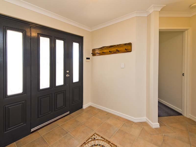 19 Brookside Square, Canning Vale WA 6155