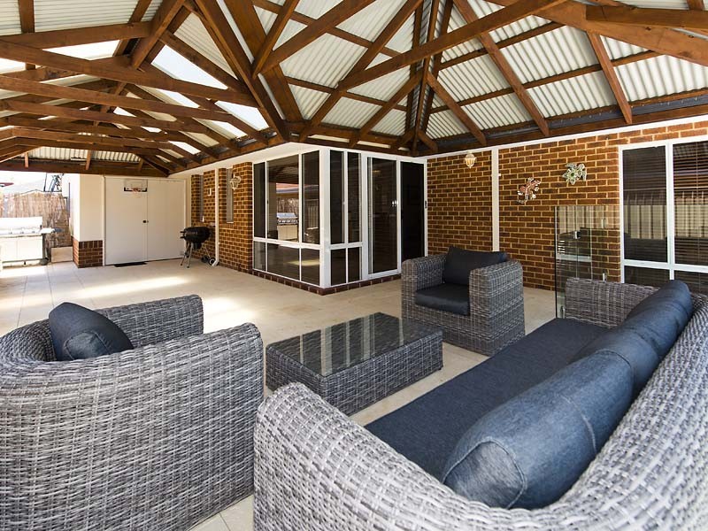 19 Brookside Square, Canning Vale WA 6155