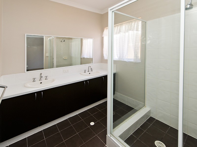 12 Baillon Pass, Harrisdale WA 6112