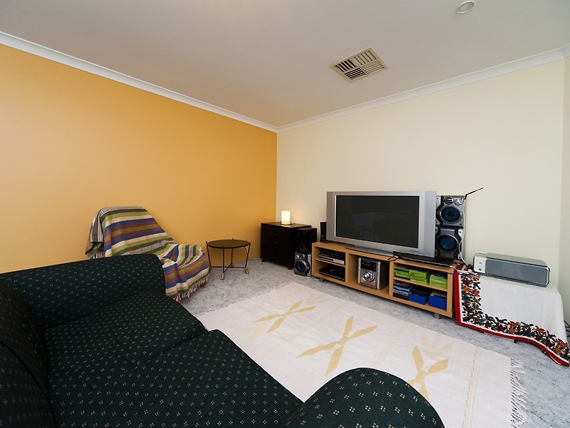 15 Burnside Terrace, Canning Vale WA 6155