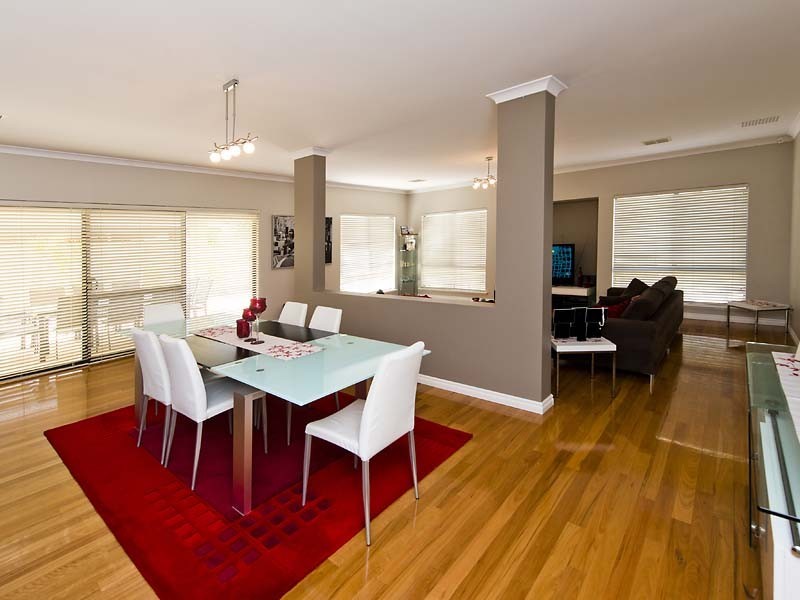 56 Dumbarton Road, Canning Vale WA 6155