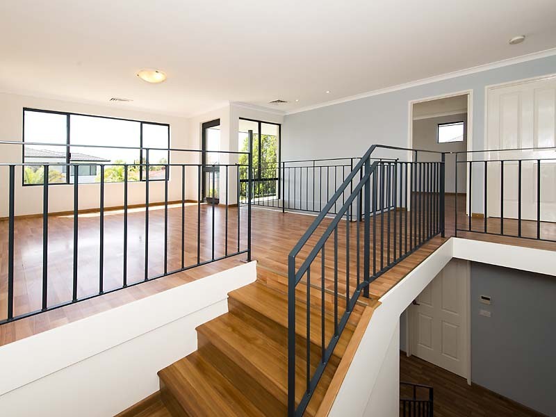 21 Arrowgrass Road, Canning Vale WA 6155