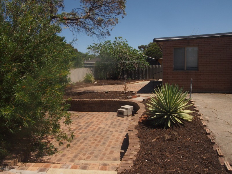 15 Rigden Street, Armadale WA 6112