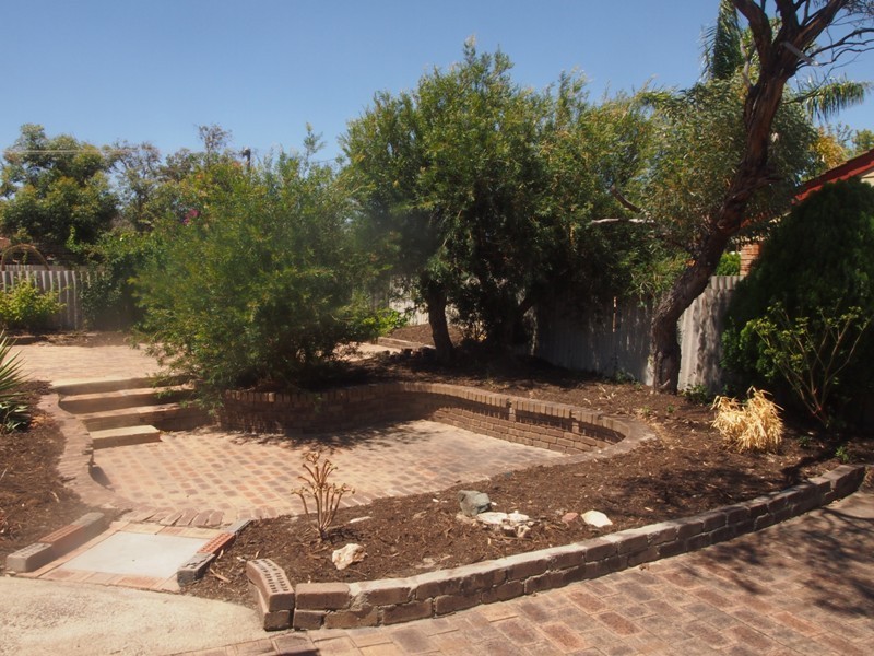 15 Rigden Street, Armadale WA 6112