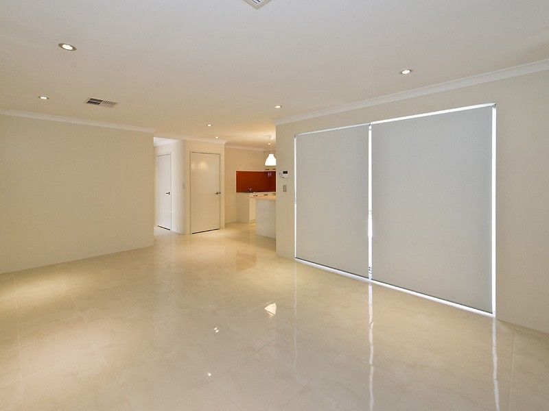 30 Mirima Way, Wandi WA 6167