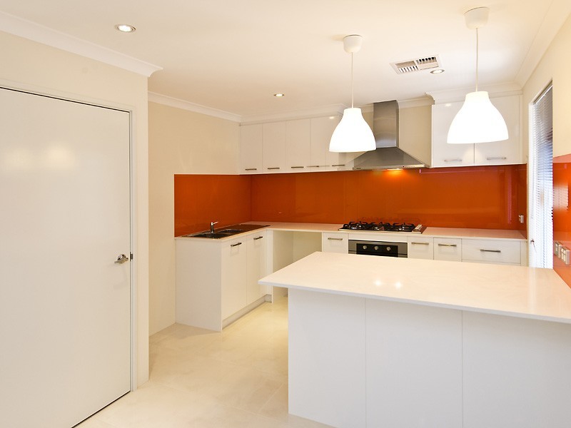 30 Mirima Way, Wandi WA 6167