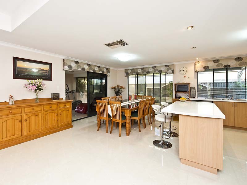 3 Caversham Bend, Southern River WA 6110