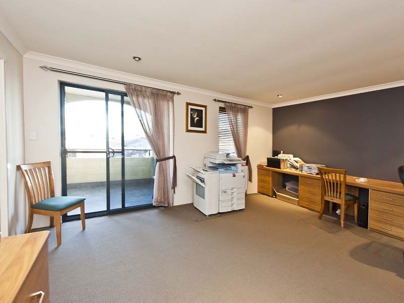 3 Caversham Bend, Southern River WA 6110