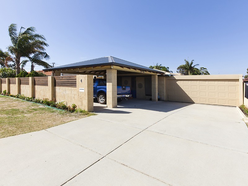 4 Chifley Place, Huntingdale WA 6110
