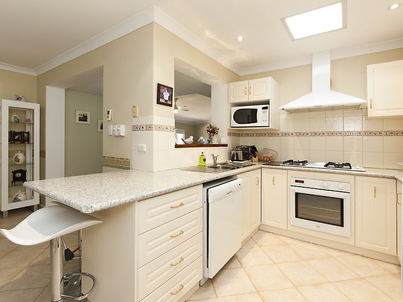 4 Chifley Place, Huntingdale WA 6110