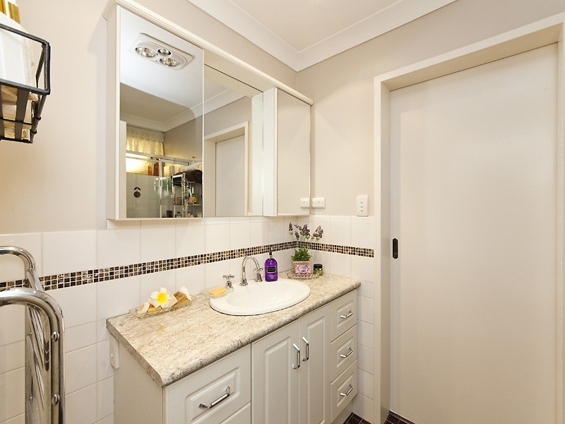 4 Chifley Place, Huntingdale WA 6110