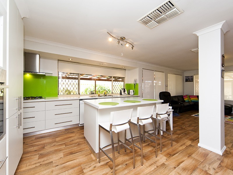 22 Pyrite Court, Forrestfield WA 6058