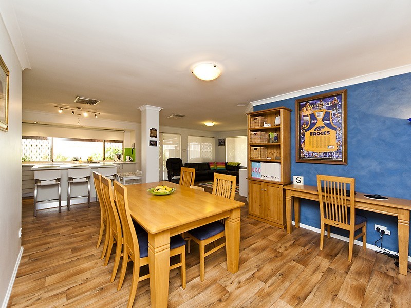 22 Pyrite Court, Forrestfield WA 6058