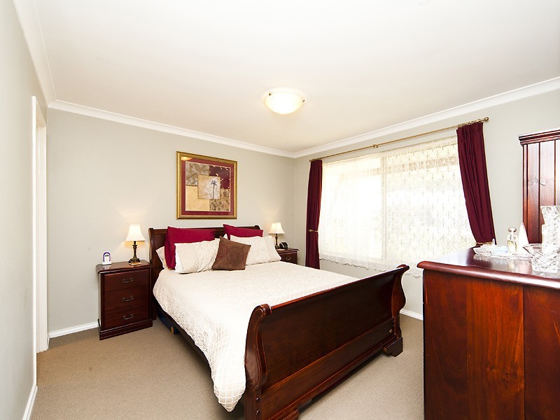 22 Pyrite Court, Forrestfield WA 6058