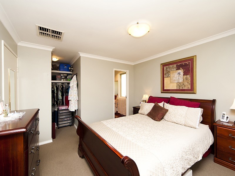 22 Pyrite Court, Forrestfield WA 6058