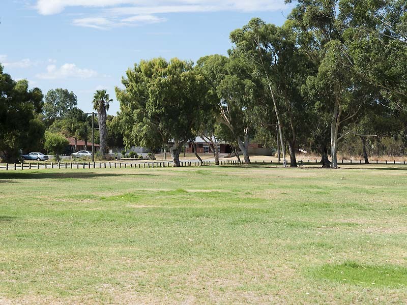 10 Bunratty Link, Canning Vale WA 6155