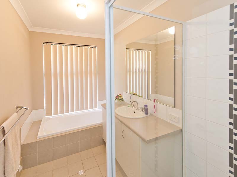 10 Bunratty Link, Canning Vale WA 6155