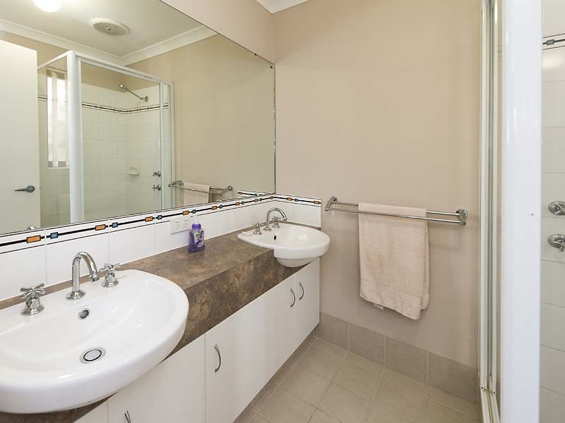 10 Bunratty Link, Canning Vale WA 6155