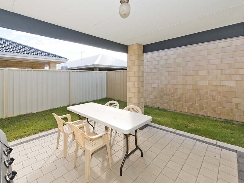 10 Bunratty Link, Canning Vale WA 6155