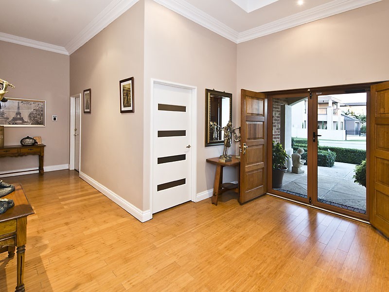 7 Caversham Bend, Southern River WA 6110