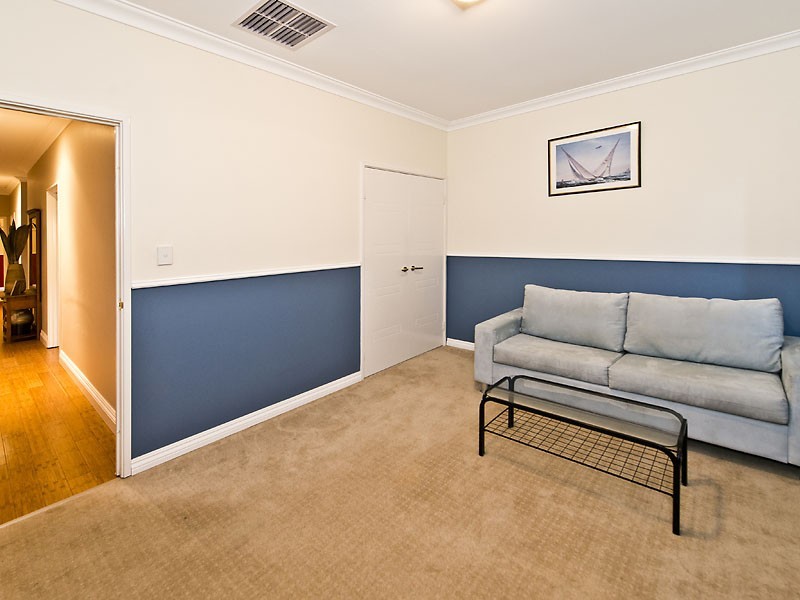 7 Caversham Bend, Southern River WA 6110