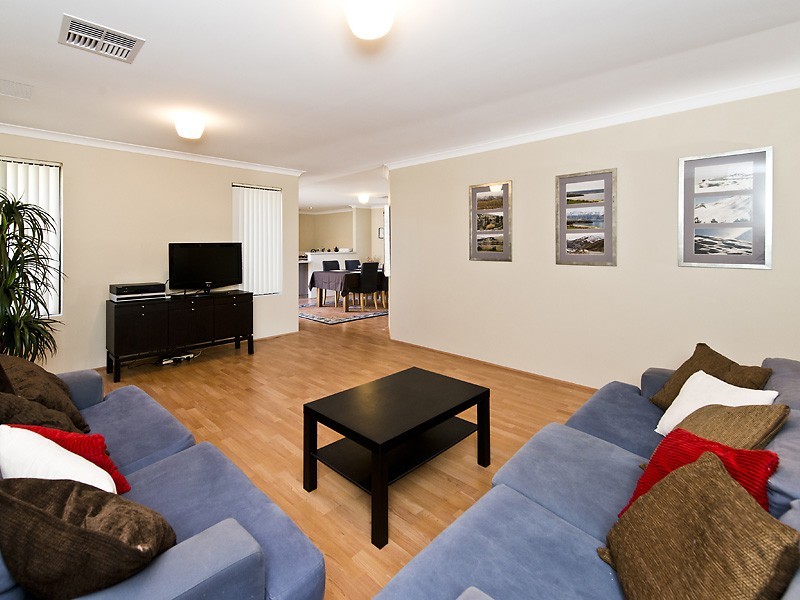71 Clontarf Terrace, Canning Vale WA 6155