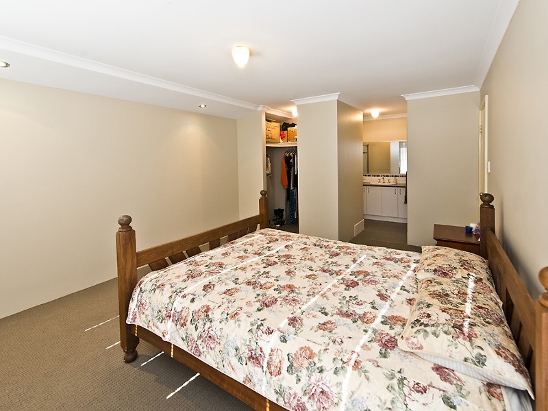 71 Clontarf Terrace, Canning Vale WA 6155