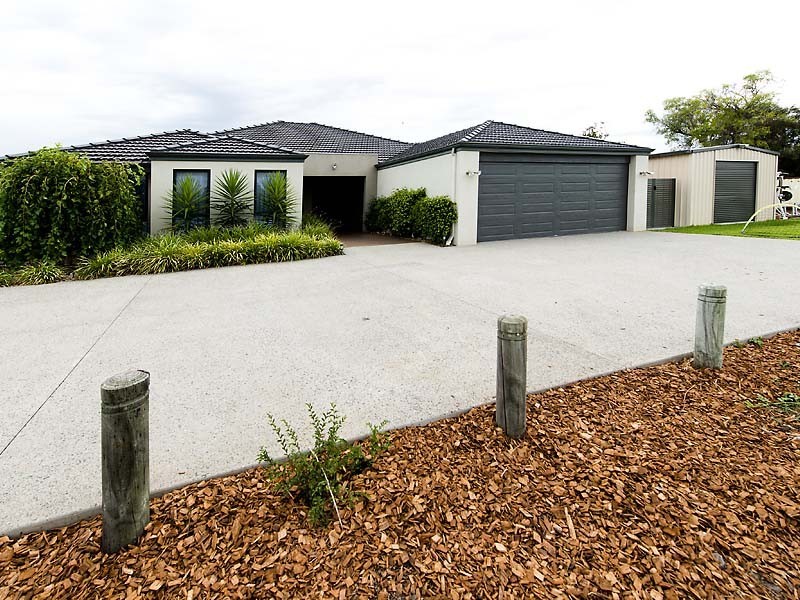 24 Bodallin Crescent, Southern River WA 6110