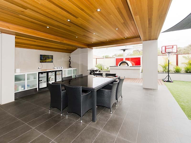 24 Bodallin Crescent, Southern River WA 6110