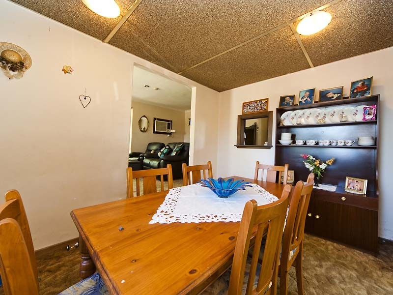 21 Mereworth Road, Thornlie WA 6108