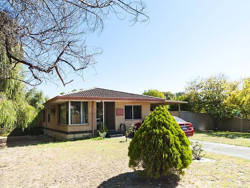 21 Mereworth Road, Thornlie WA 6108