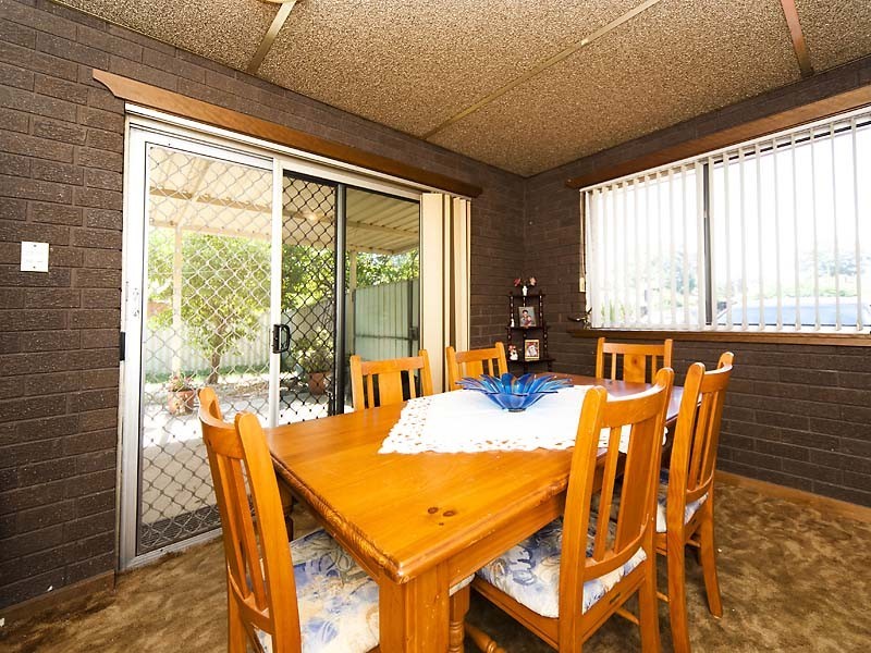 21 Mereworth Road, Thornlie WA 6108