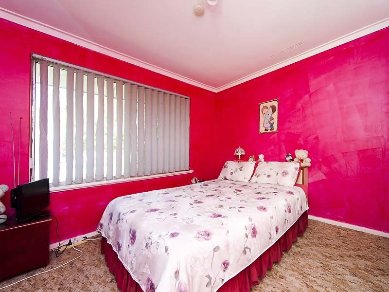 21 Mereworth Road, Thornlie WA 6108