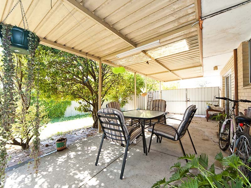 21 Mereworth Road, Thornlie WA 6108