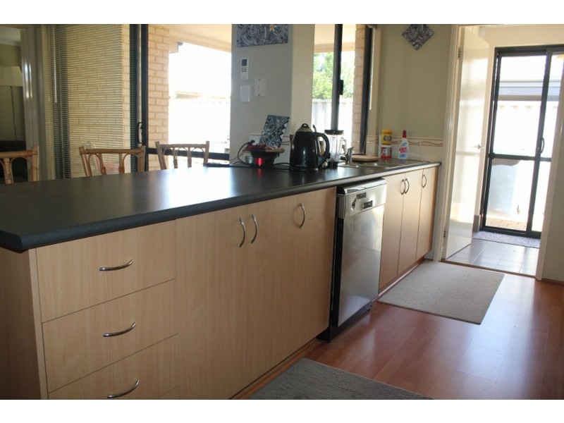 10 Madras Way, Southern River WA 6110