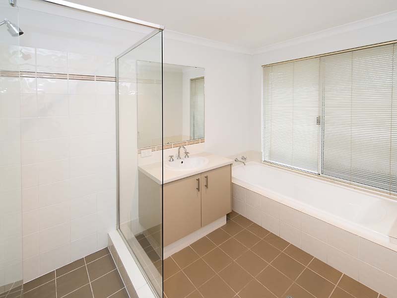 12 Kersley Loop, Harrisdale WA 6112