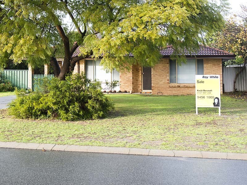 9 Windmill Drive, Bibra Lake WA 6163