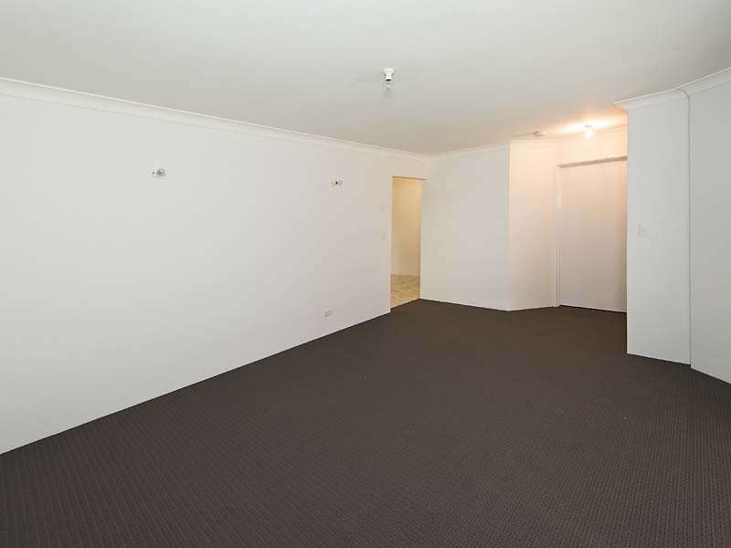 9 Windmill Drive, Bibra Lake WA 6163