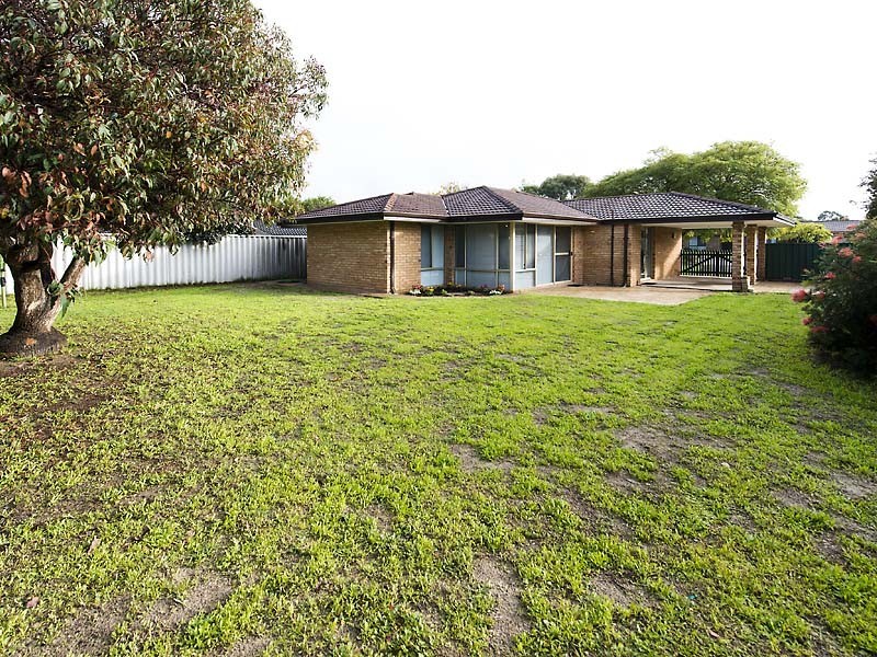 9 Windmill Drive, Bibra Lake WA 6163