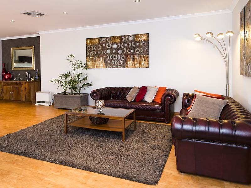 8 Blarney Place, Canning Vale WA 6155