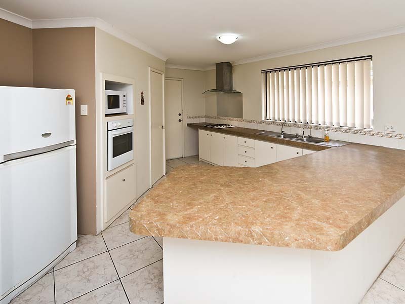 13 Ruby Avenue, Langford WA 6147