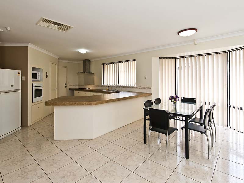 13 Ruby Avenue, Langford WA 6147