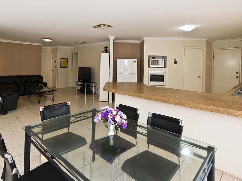 13 Ruby Avenue, Langford WA 6147