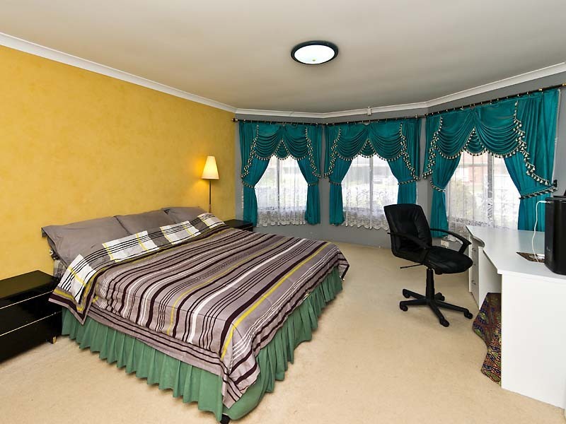 13 Ruby Avenue, Langford WA 6147