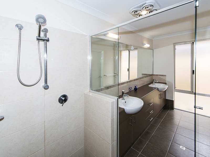 8 Amalfi Way, Canning Vale WA 6155