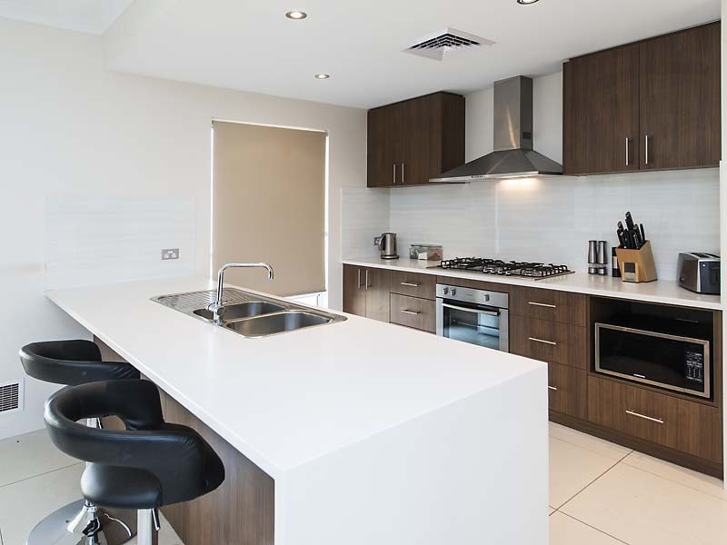 8 Amalfi Way, Canning Vale WA 6155